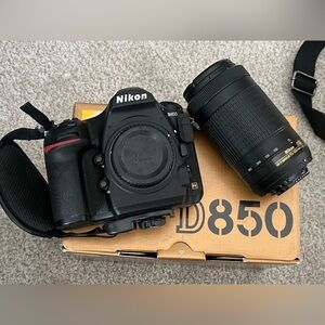 Like New: Nikon D850 -70-200mm lense & stock